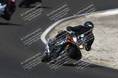 media/Jul-13-2025-Pacific Track Time (Sun) [[819660bca7]]/B Group/1120am (Turn 2)/